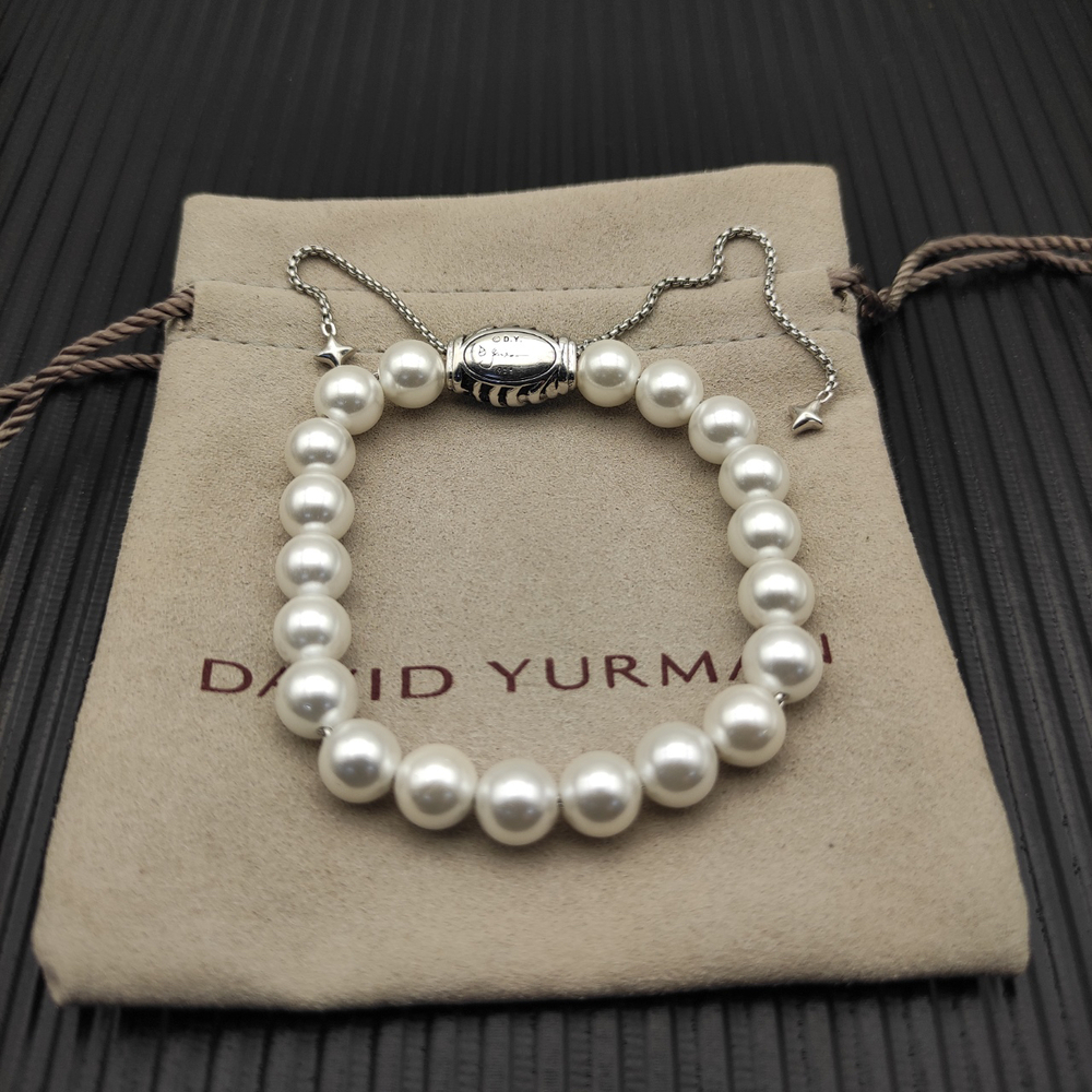 David Yurman 8mm Retractable Pearl Bracelet